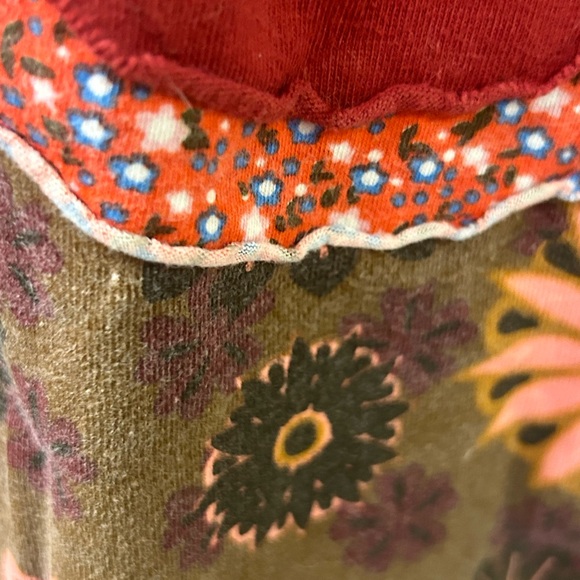 Luna Claire boho style skirt w adorable sew in patches.  Tie waist.  Medium - Picture 2 of 7